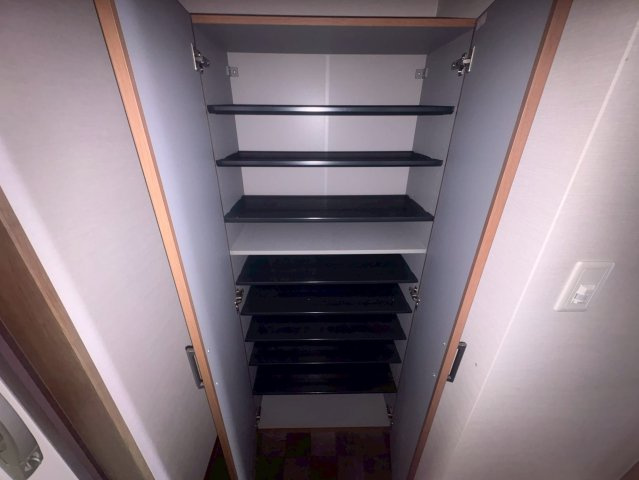 グランブルジュの収納