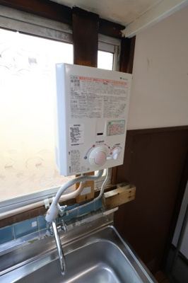 【設備】 | 堺市東区日置荘西町4丁戸建 | 湯沸し器