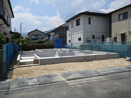 佐伯区五日市中央３丁目の外観