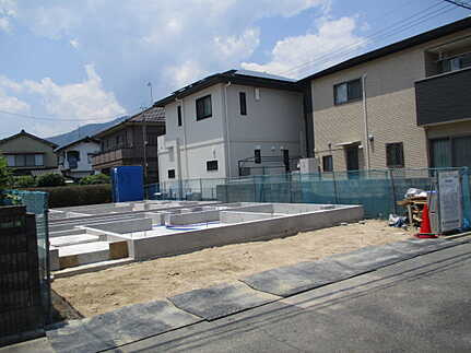 佐伯区五日市中央３丁目の外観