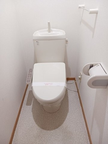 グッディ亀山Ｂのトイレ|シンプルで使いやすいトイレです