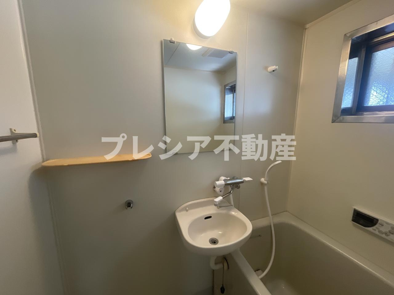 ウエストハイツの洗面所