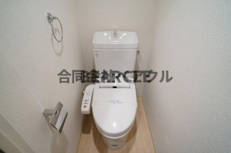 【トイレ】 | T`s Casa 御幸町 | 清潔感のあるトイレです