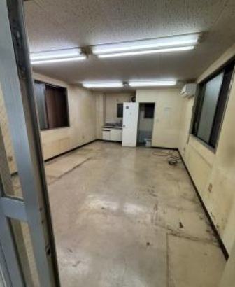 豊島区駒込１丁目のビル