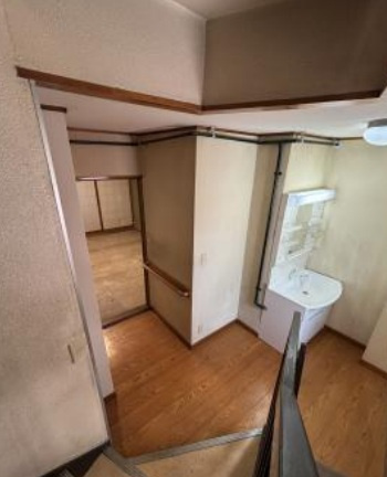 豊島区駒込１丁目のビル