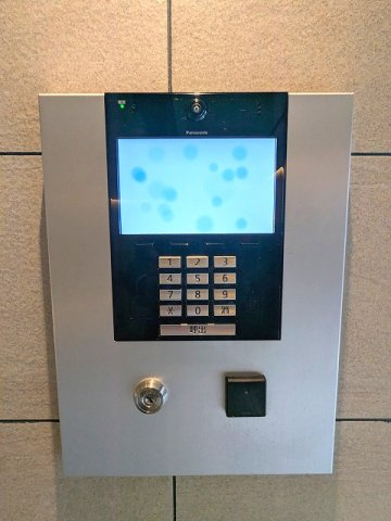 Urbanex千代田淡路町のセキュリティ|タッチキーのモニター付オートロックセキュリティです