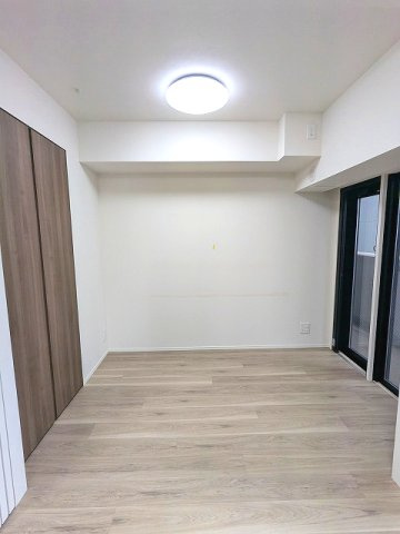 Urbanex千代田淡路町の設備|リビング隣の3帖洋室です