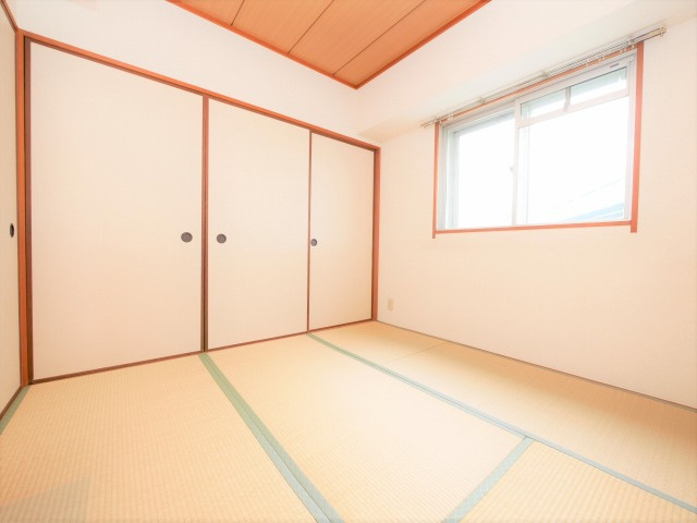 おおきに大阪天満サニーアパートメントの和室