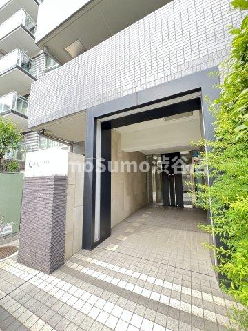 カスタリア目黒のエントランス|建物の内部です