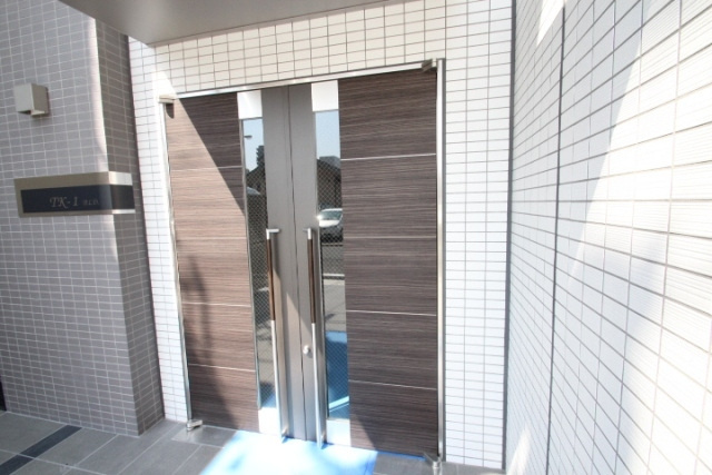 ＴＫ－１ＢＬＤ．のエントランス