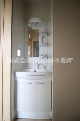 MスクエアⅤの独立洗面台|使いやすい独立洗面台です