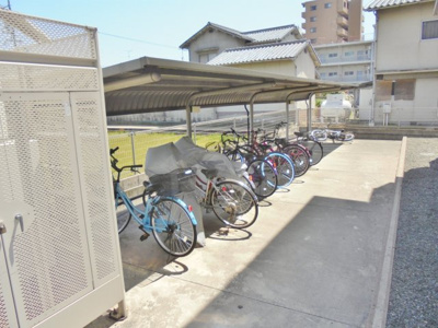 【その他共用部分】 | ルミエール手城　B棟 | 屋根付き駐輪場
