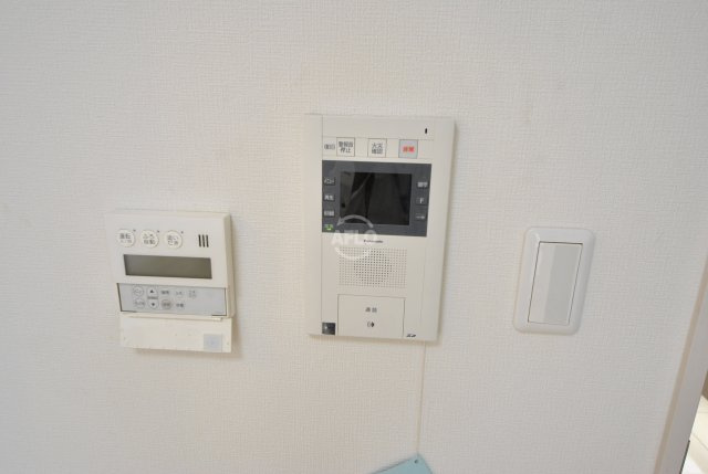 エステムプラザ心斎橋エグゼ　南小学校区のセキュリティ|エステムプラザ心斎橋エグゼ　TVモニター付きインターホン
