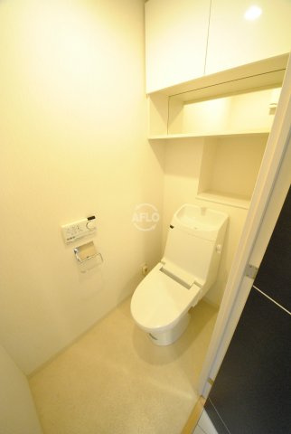 エステムプラザ心斎橋エグゼ　南小学校区のトイレ|エステムプラザ心斎橋エグゼ　温水洗浄便座