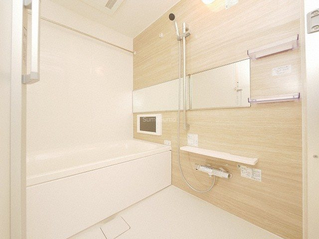 プレジオ難波ASIANの浴室