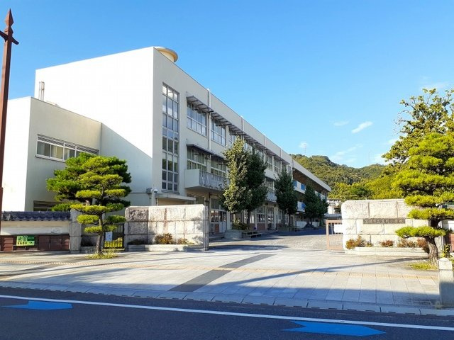 ＳＵＮ１６笠岡Ⅰの周辺|笠岡小学校まで2300m