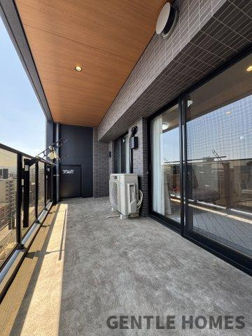 グランフォーレ大橋駅前レジデンスのバルコニー|東向き、高層階で日当たりも良好なバルコニーです。
奥行きも２mあり広々としております。