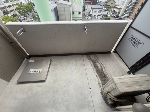 プロスパー江坂479のバルコニー