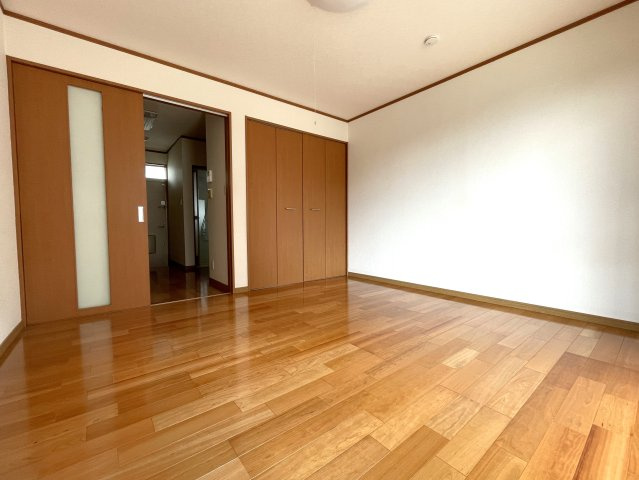 サンヴェール明光の洋室