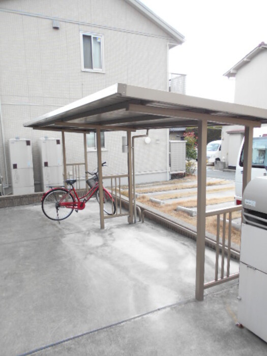 ウィット西深津　B棟