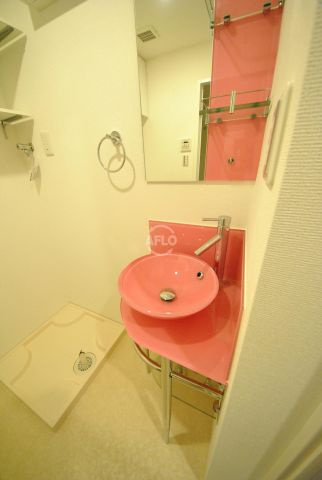 セレニテ北久宝寺の独立洗面台|セレニテ北久宝寺　ボウル型独立洗面化粧台