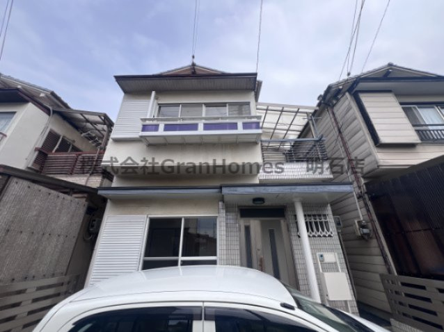 魚住町西岡貸家