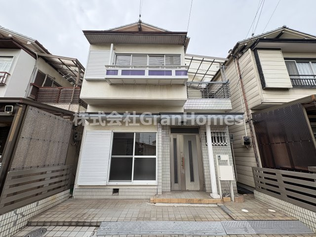 魚住町西岡貸家