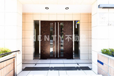 【エントランス】 | スカイコート多摩川壱番館 | 清潔なエントランスです