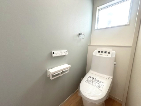 西区庚午中1丁目のトイレ|2階にもトイレを設置。混雑しがちな朝もスムーズです。
