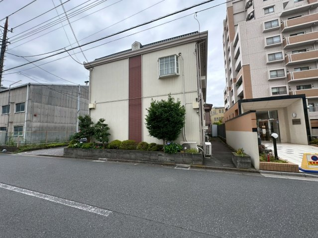 ヴァンクールの駐車場