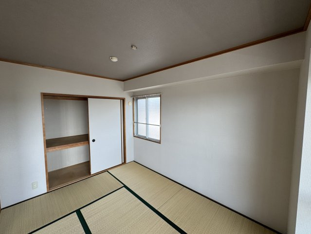サンライズマンション岩出Ⅷの和室