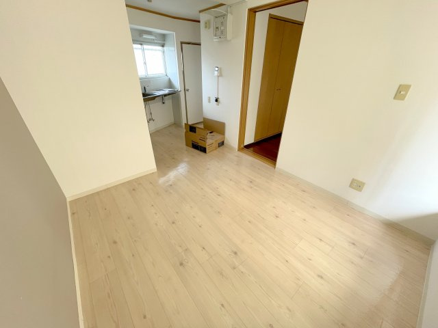 【洋室】 | RHYTHM柏原