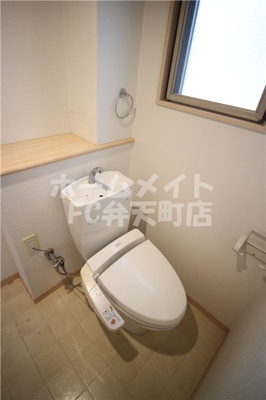 【トイレ】 | セレブコート朝潮橋 | 清潔感のあるトイレです
