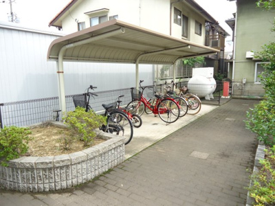 【その他共用部分】 | ルピナ深津 | 屋根付き駐輪場