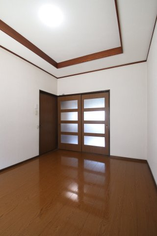 【洋室】 | 堺市東区高松貸家