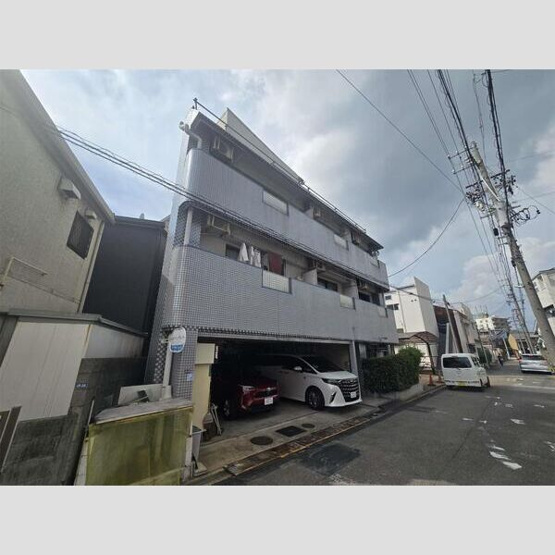 【駐車場】 | シルバープレイス