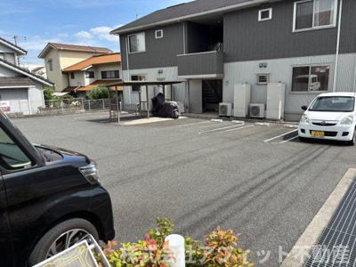 【駐車場】 | リヤンAJⅡ