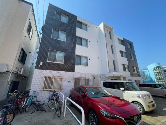 クレイス澄川