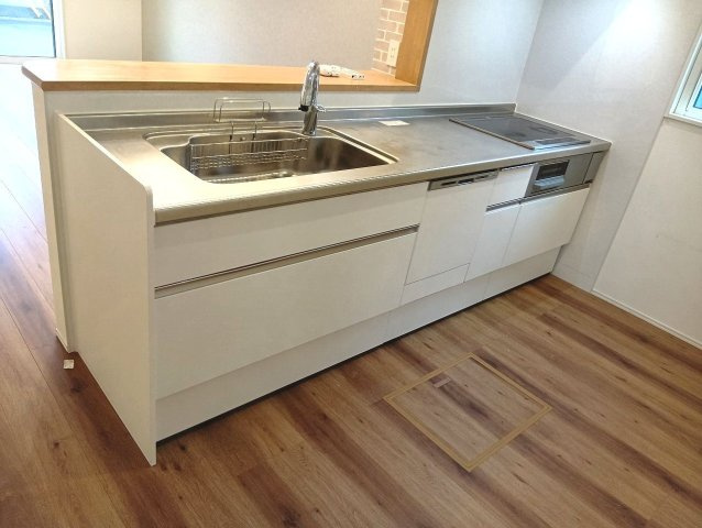 貸家（神田）S邸のキッチン|コンパクトなキッチンで掃除もラクラク