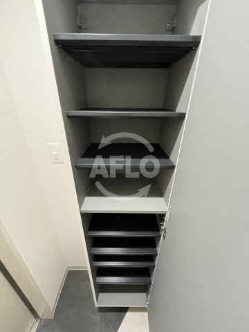 センチュリー江坂の収納|センチュリー江坂　シューズボックス
