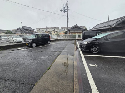 【駐車場】 | レミューイズミ