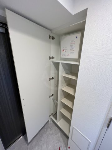 エスリードレジデンス大阪弁天町の収納|エスリードレジデンス大阪弁天町　玄関収納