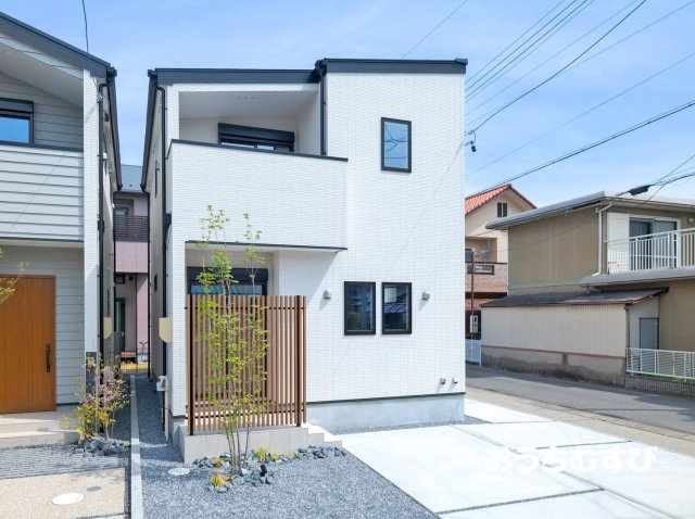 小牧市大字北外山(残1棟)の駐車場