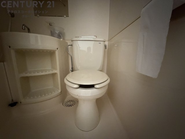 浴室にトイレがあります