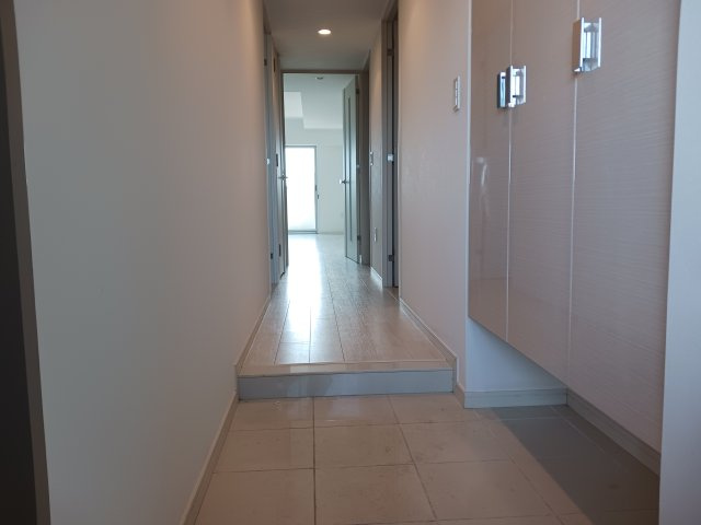 【玄関】