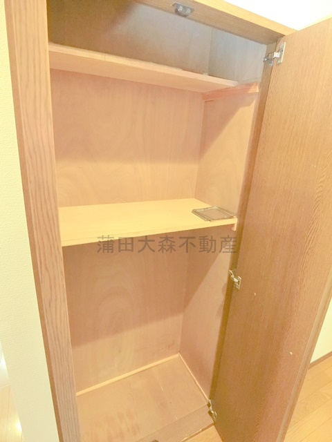 サンライズ萩中の収納|廊下収納