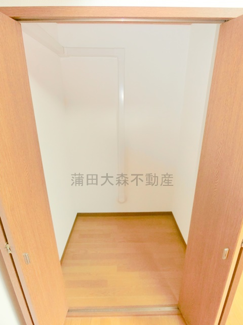 サンライズ萩中の収納|洋室1　収納