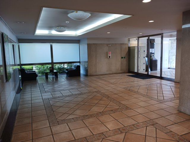【エントランス】