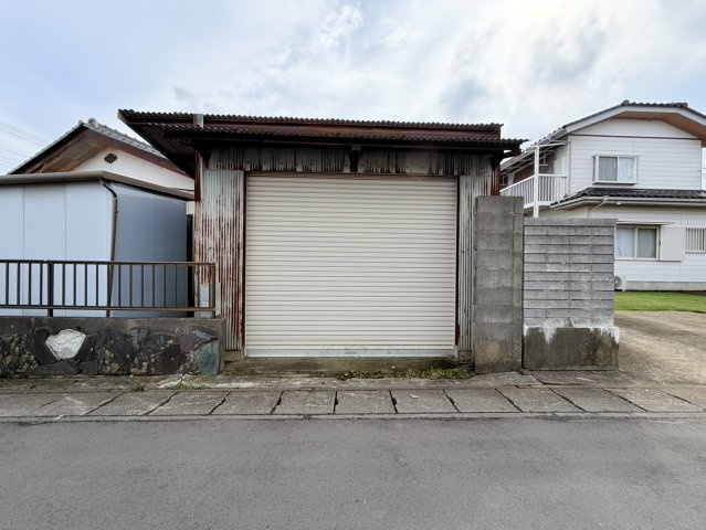 東茨城郡茨城町中古物件の駐車場