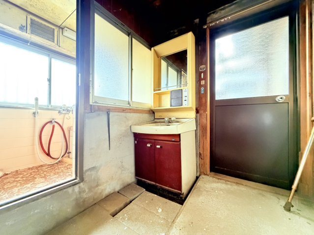 東茨城郡茨城町中古物件の独立洗面台